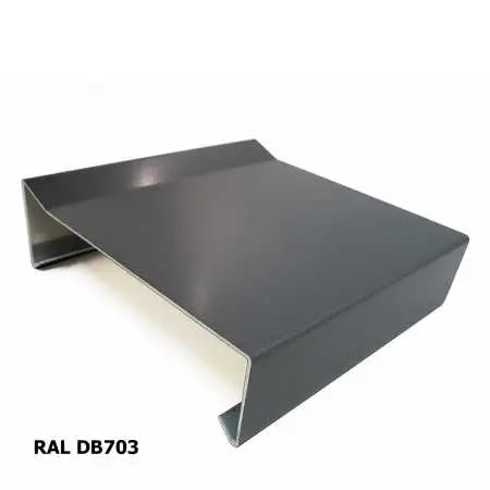 Mauerabdeckblech Typ B mit kleiner Aufkantung, aus Aluminiumblech in DB703 - Lackierung