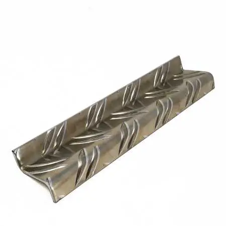 Handgekantete Z-Profile aus Riffelblech 2,5/4,0 mm Duett-Prägung