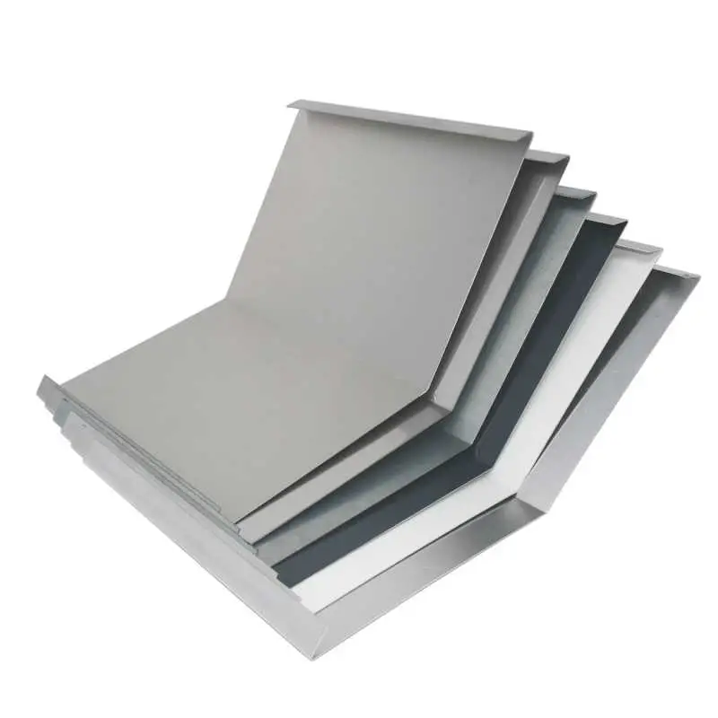 Kehlbleche auf Maß aus Edelstahl K240 geschliffen, verzinktem Stahl, Titanzink, Kupfer oder Aluminium, natur oder beschichtet in RAL verkehrsweiß oder anthrazitgrau