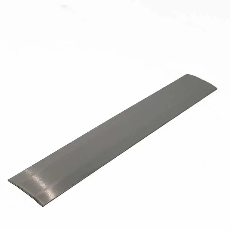 Übergangsleiste aus V2A in geschliffener Optik, 1 mm stark