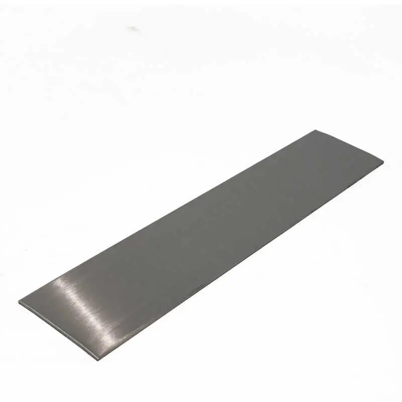 Teppichleiste aus V2A 1,5 mm stark, in geschliffener Optik