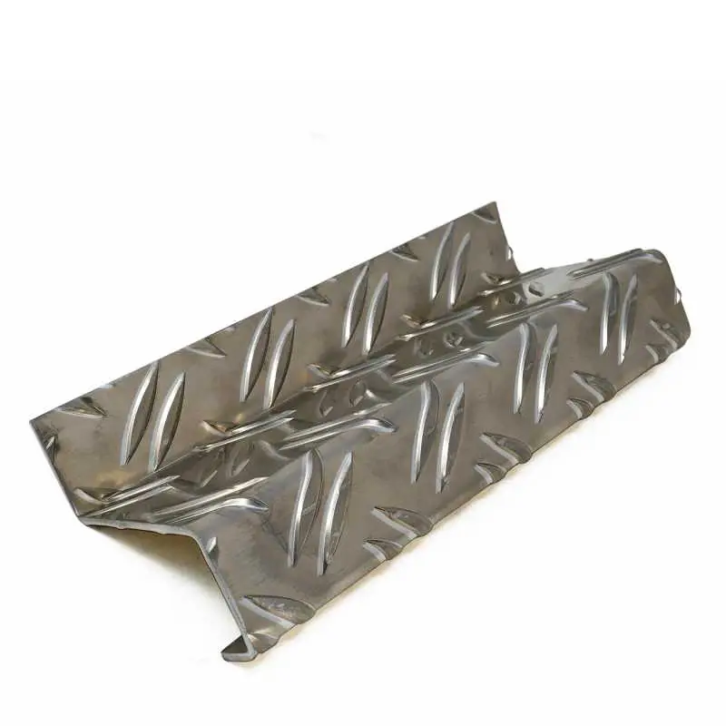 Z-Profil mit Rückkantung aus Riffelblech 2,5/4,0 mm in Duettprägung