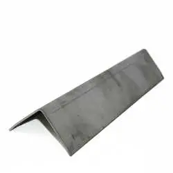 Dreifach gekanteter Eckwinkel aus V2A